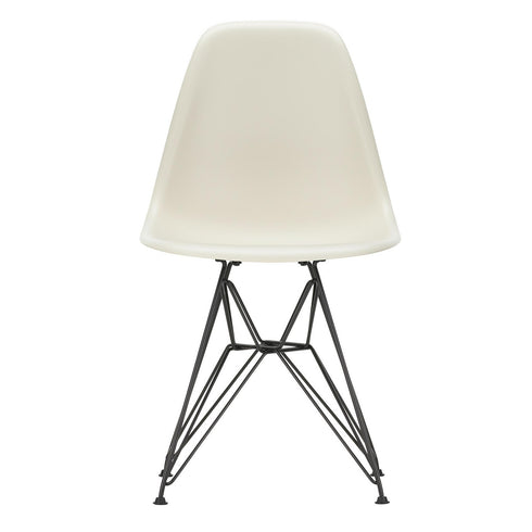Cadeira Eames DSR em Plástico / Base Preta